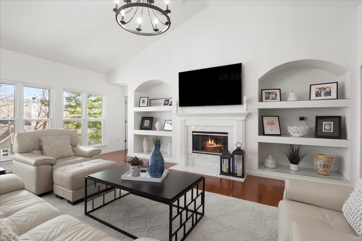 675 Stonebrook