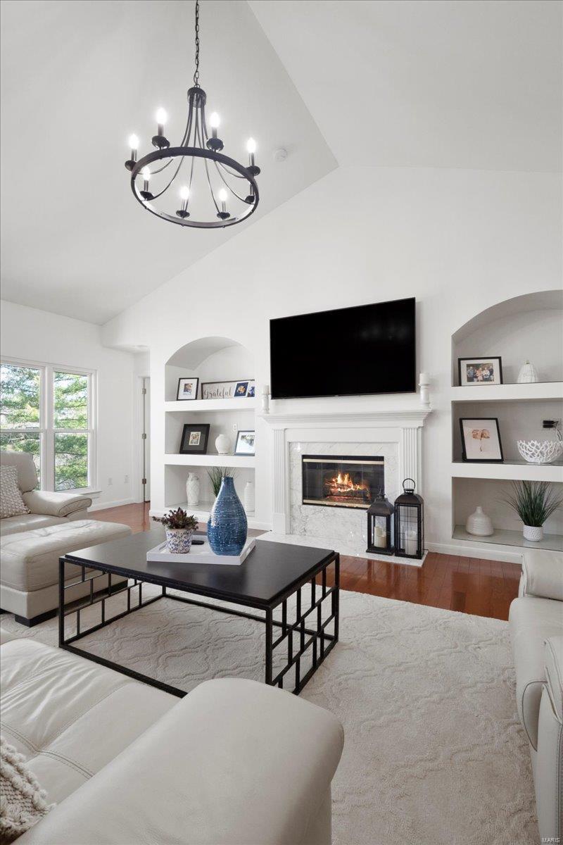 675 Stonebrook