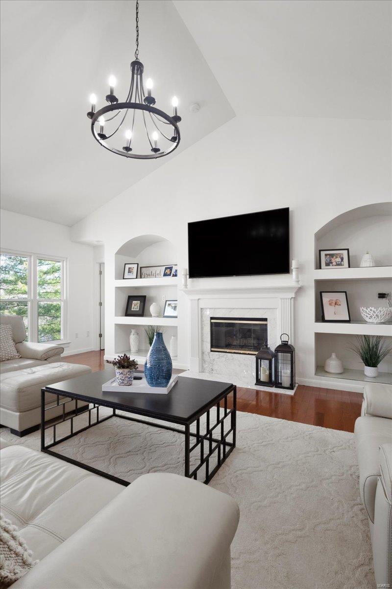 675 Stonebrook