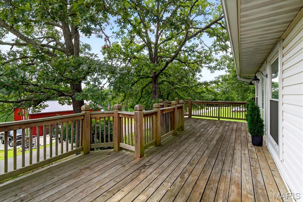 6521 Woodland Drive