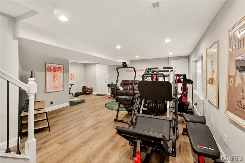 6521 Woodland Drive