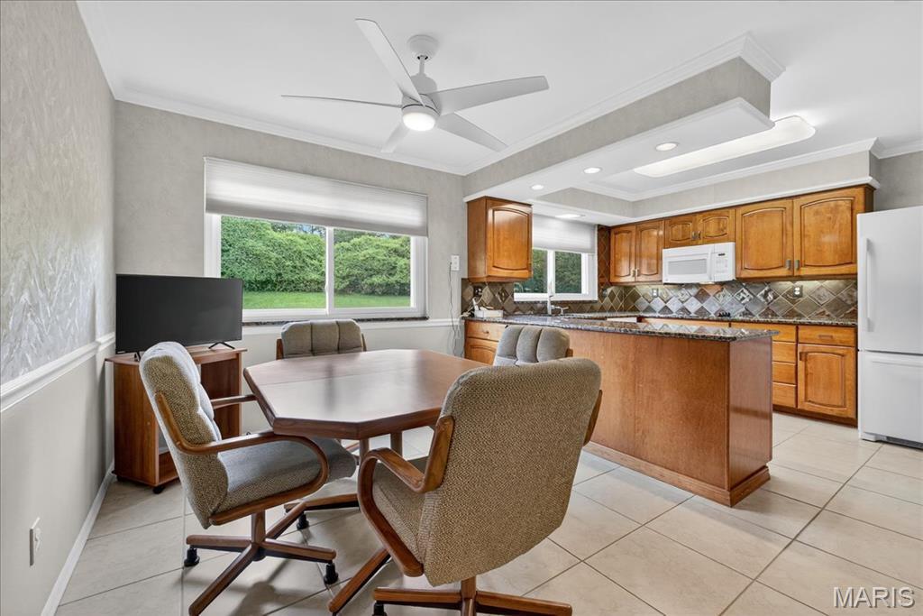 12511 Royal Manor Drive