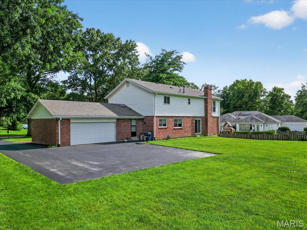 12511 Royal Manor Drive