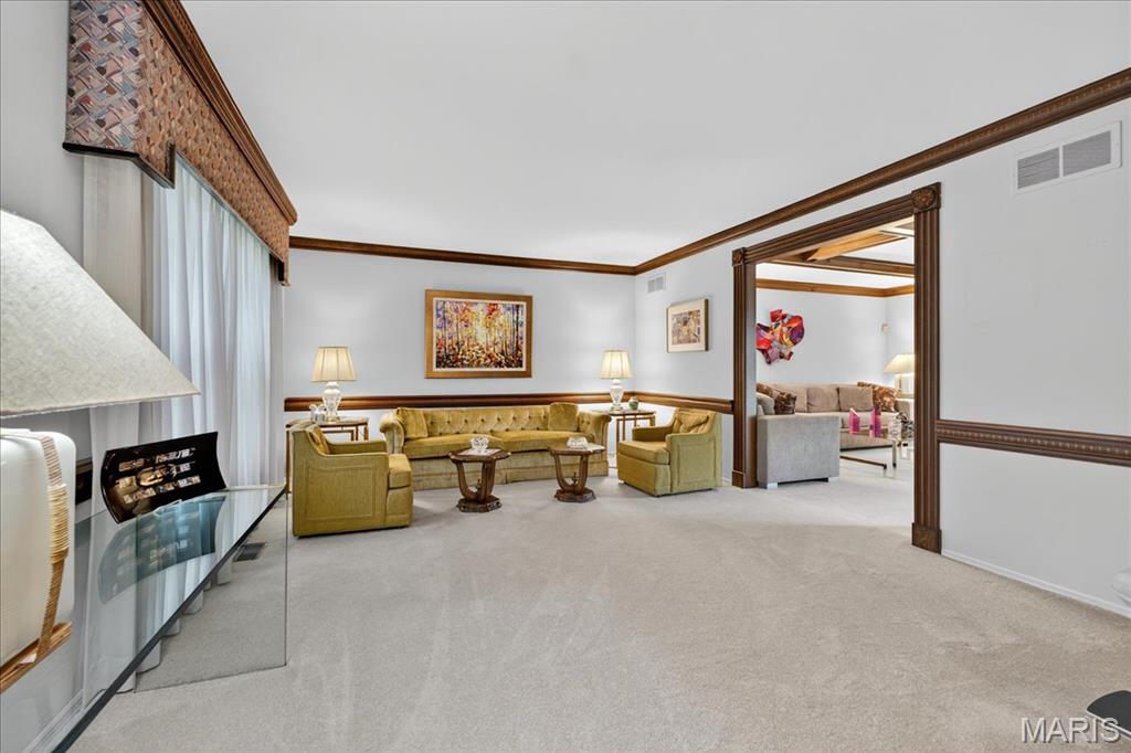 12511 Royal Manor Drive