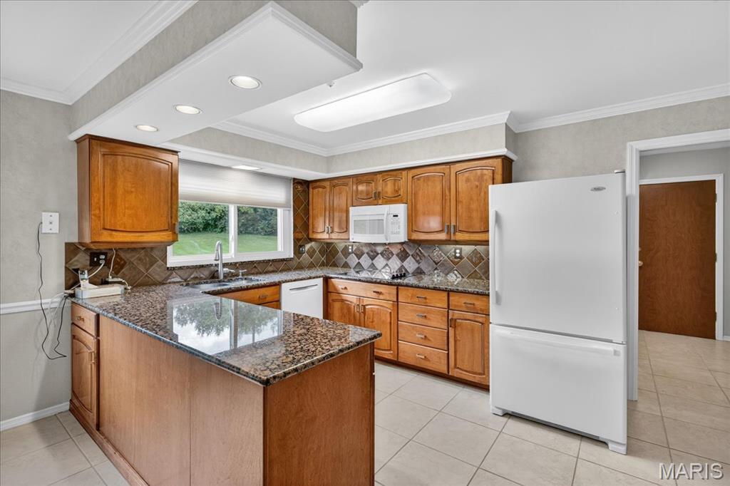 12511 Royal Manor Drive