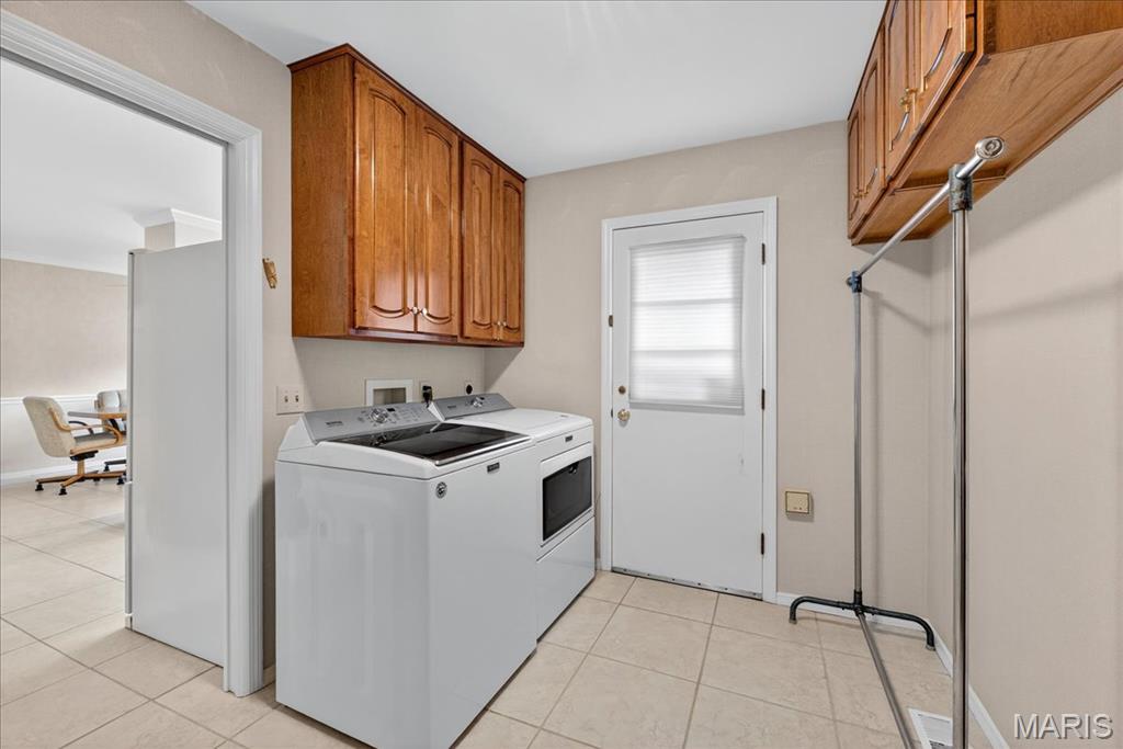 12511 Royal Manor Drive