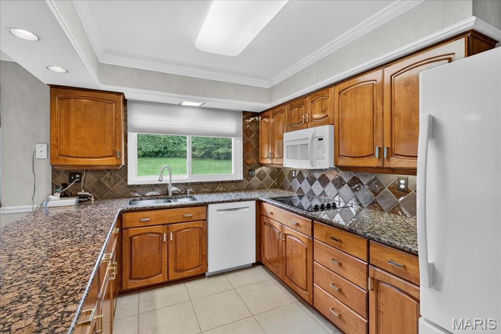 12511 Royal Manor Drive