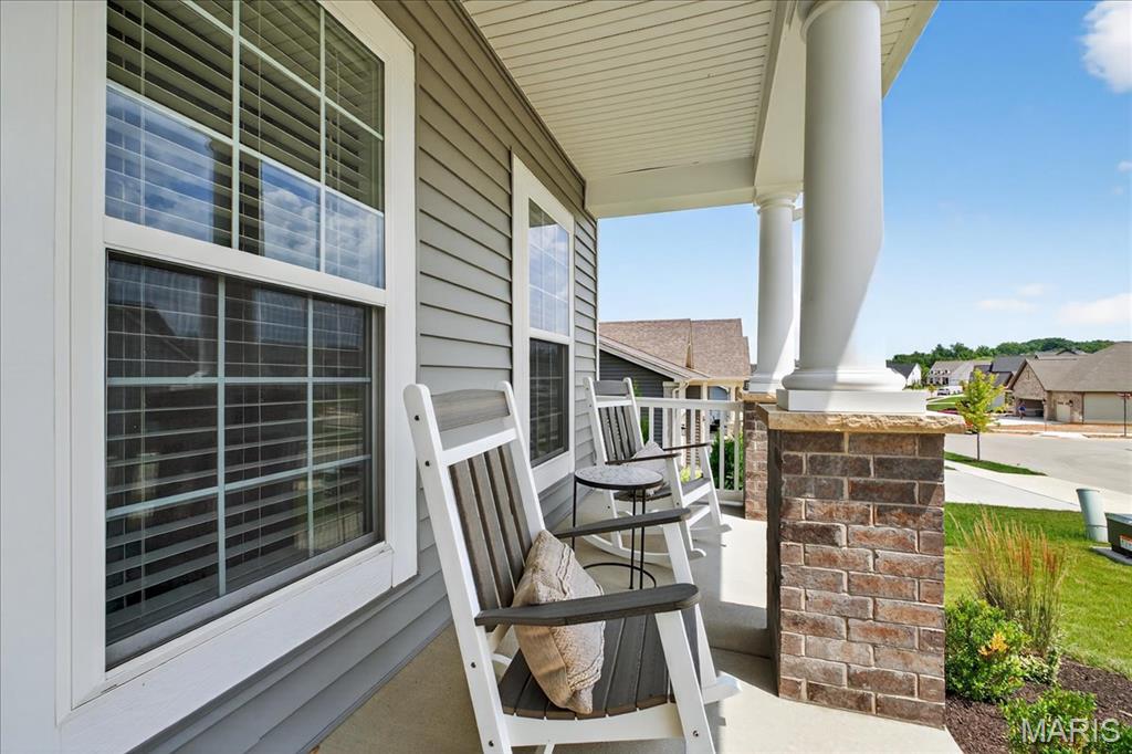 213 Balmoral Gardens Court