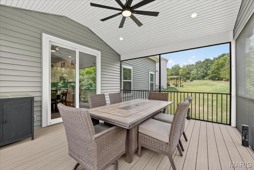213 Balmoral Gardens Court