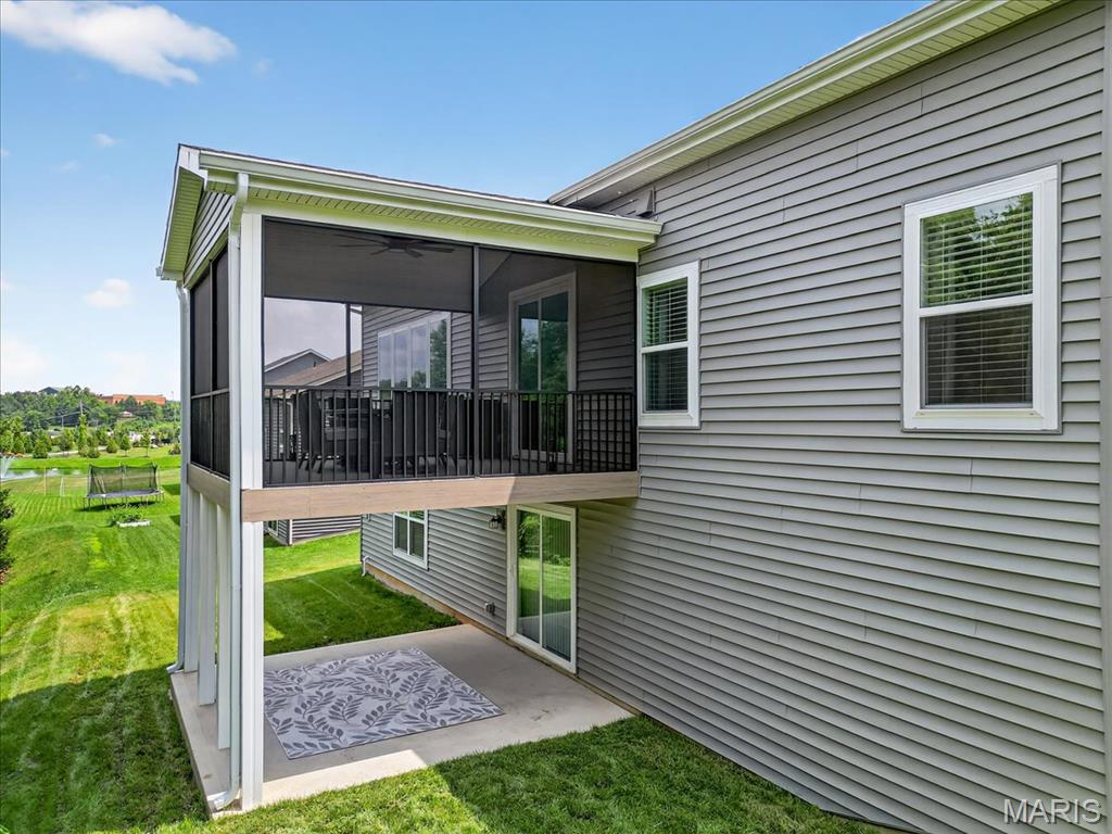 213 Balmoral Gardens Court
