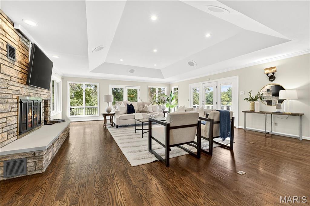 8 Number Two Green Drive
