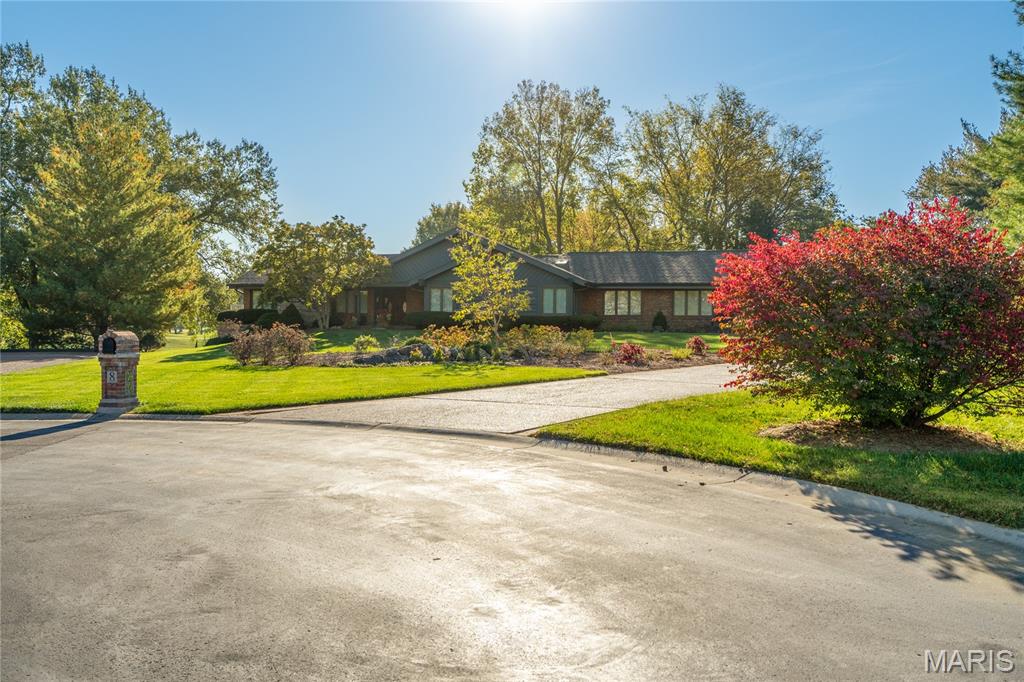 8 Number Two Green Drive