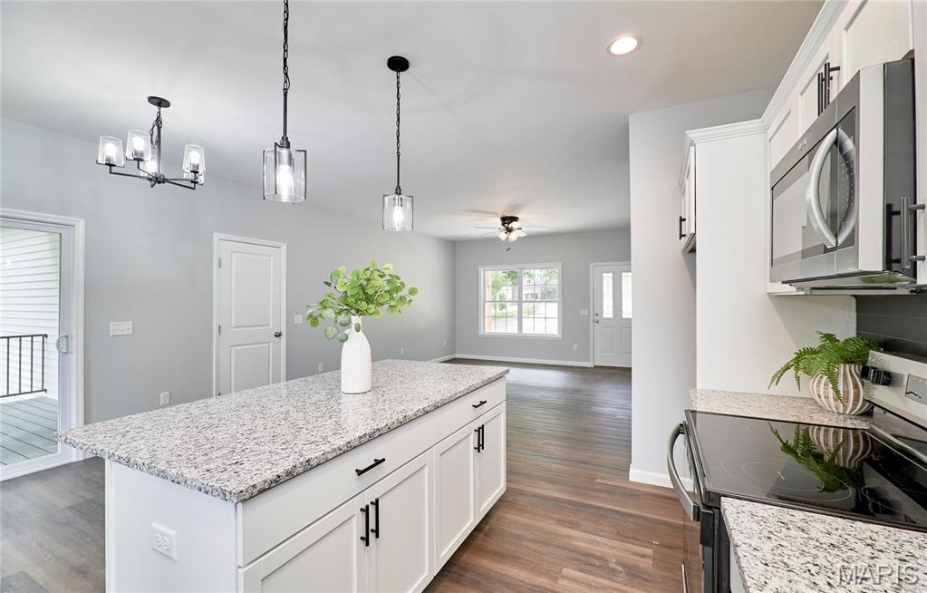 31426 Hickory Court