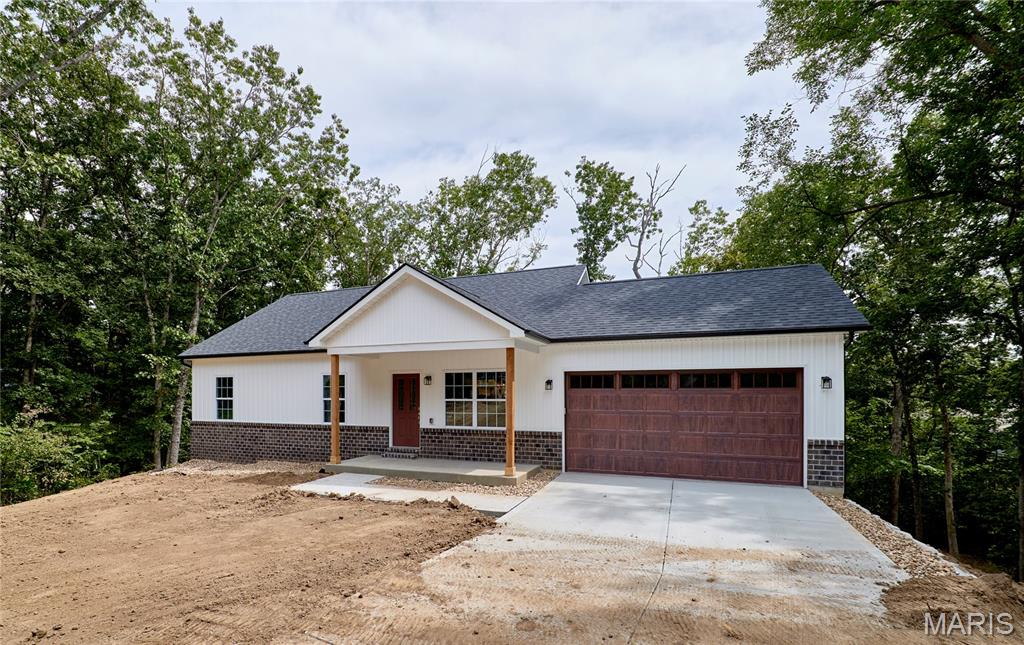31426 Hickory Court