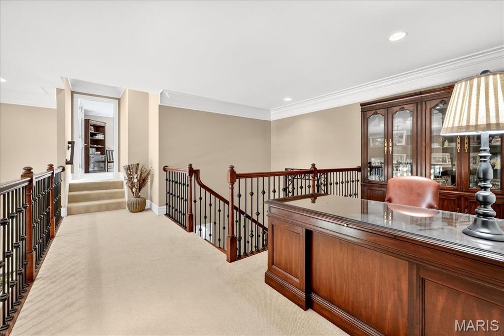 258 Meadowbrook Country Club Estate