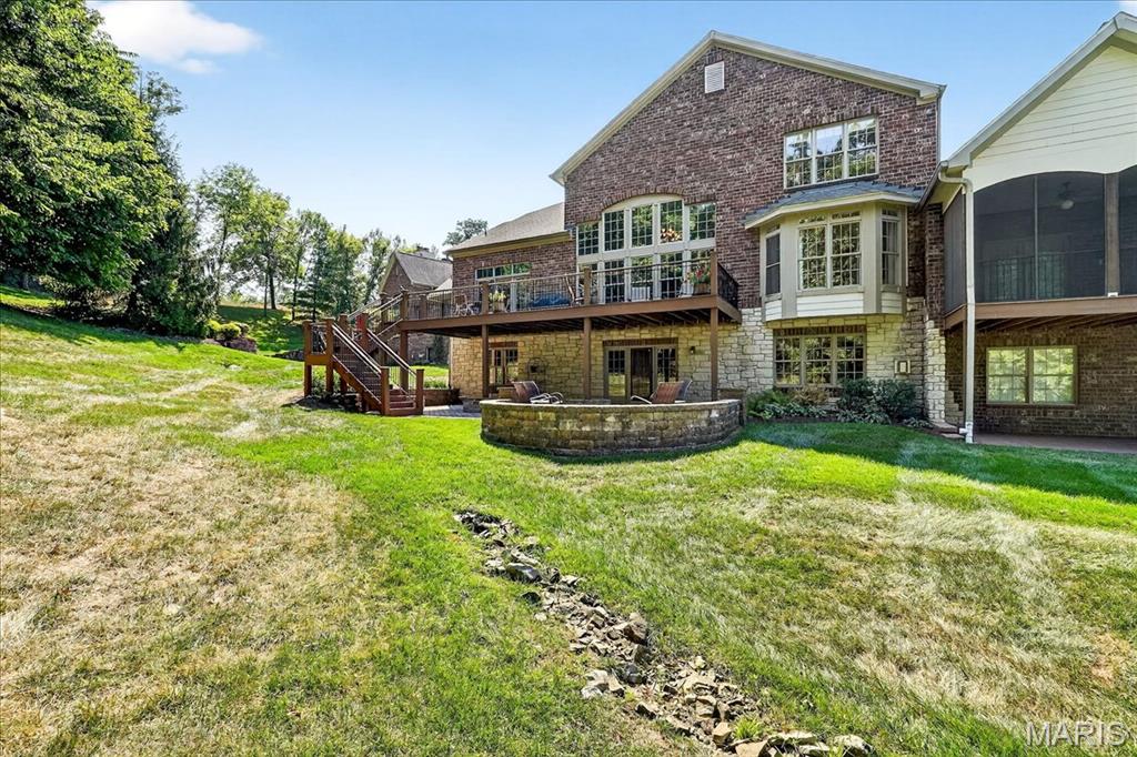258 Meadowbrook Country Club Estate