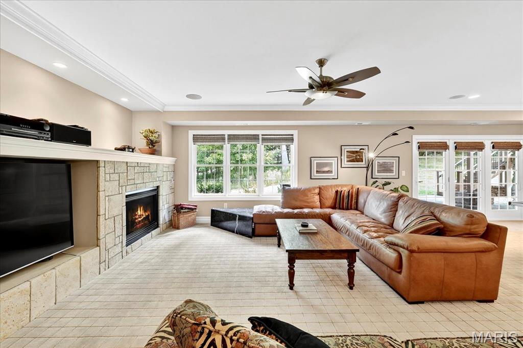 258 Meadowbrook Country Club Estate