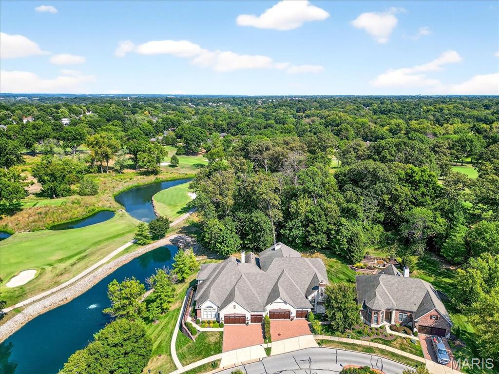 258 Meadowbrook Country Club Estate