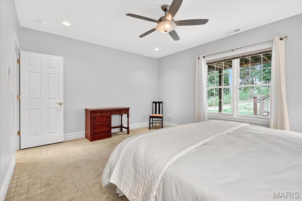 258 Meadowbrook Country Club Estate