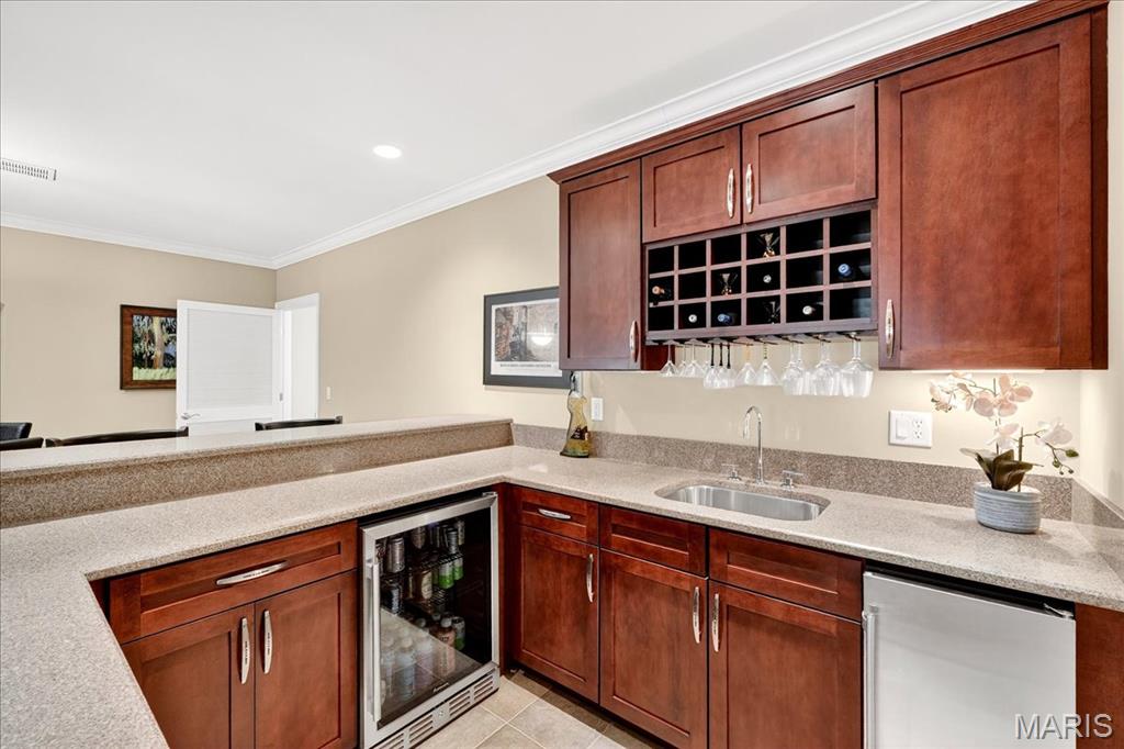 258 Meadowbrook Country Club Estate