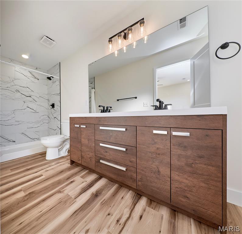 115 North Illinois Street