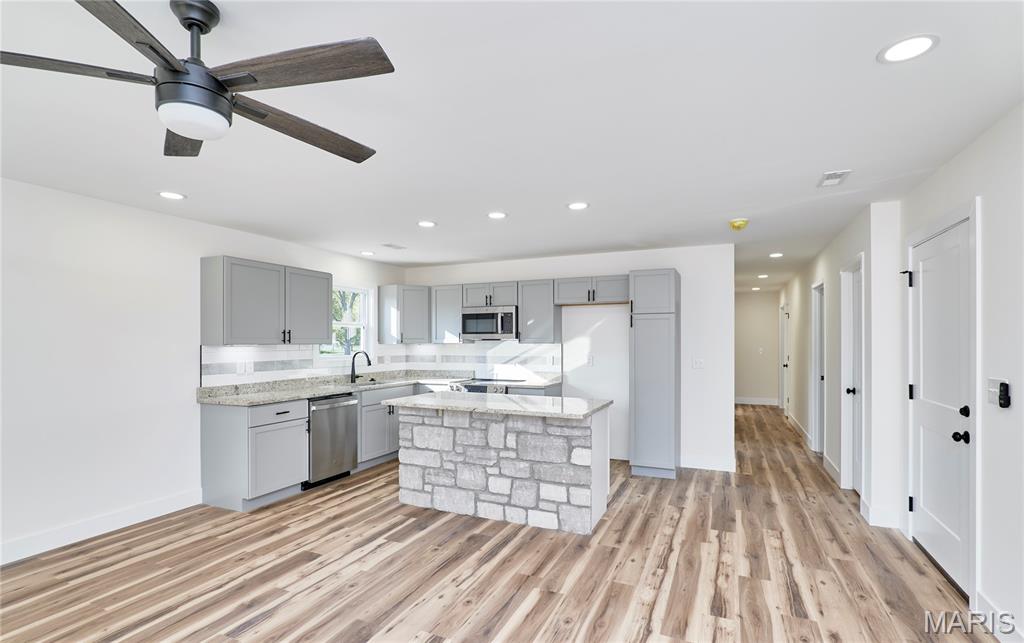 115 North Illinois Street