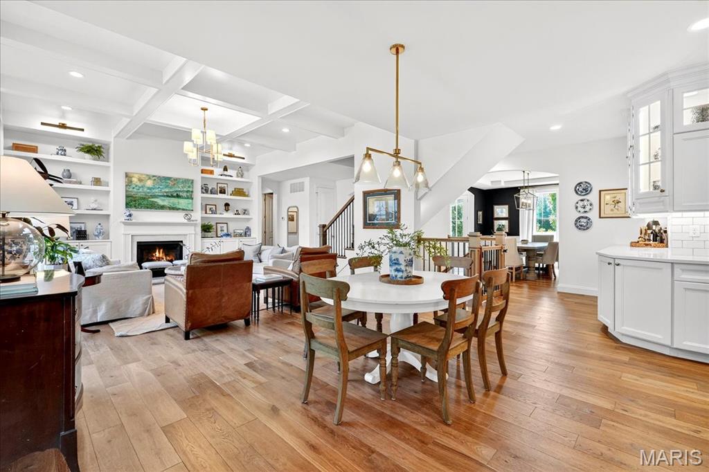 6109 Knights Table Court