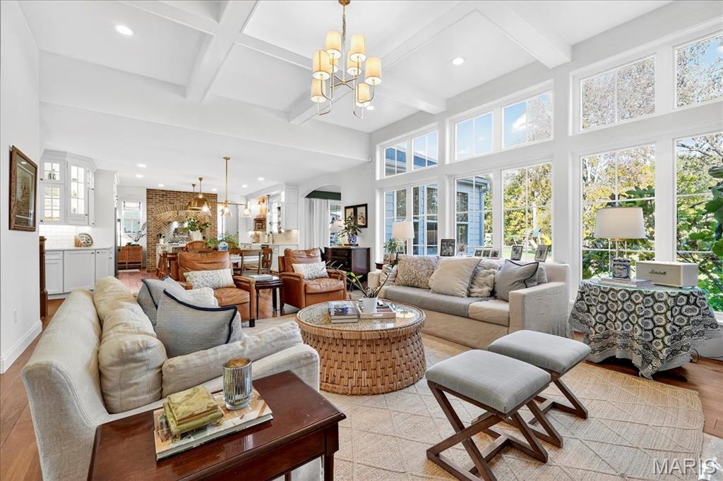 6109 Knights Table Court