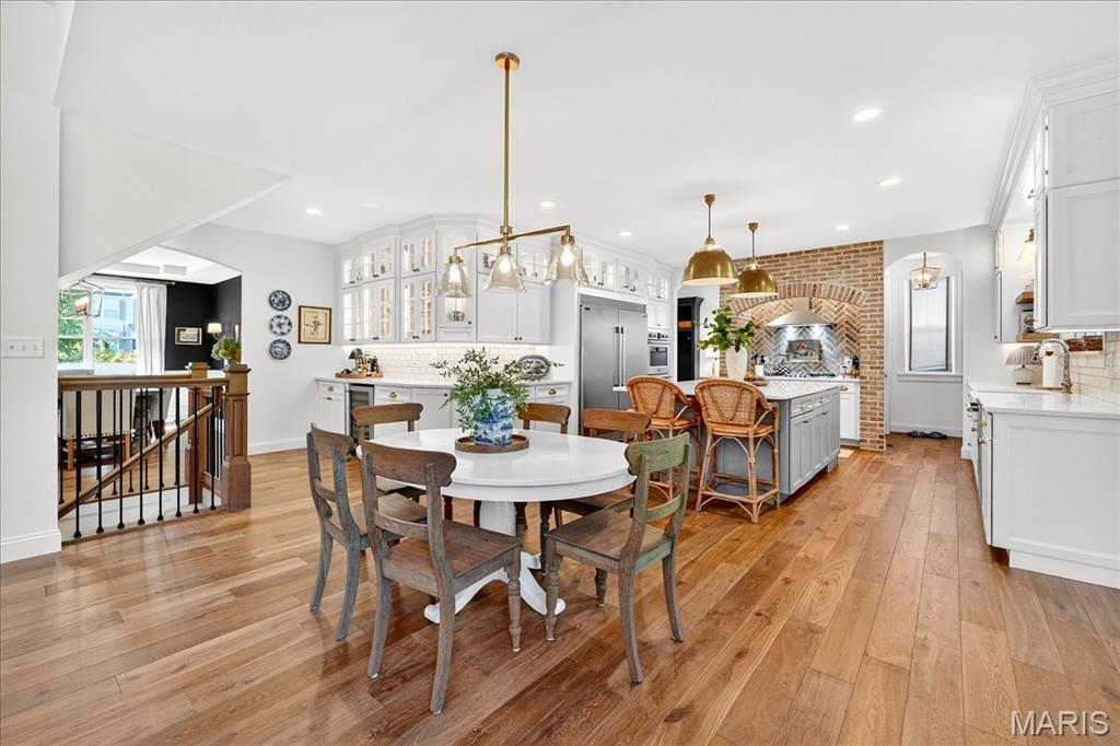 6109 Knights Table Court