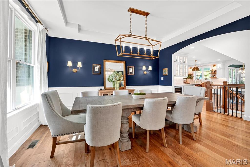 6109 Knights Table Court