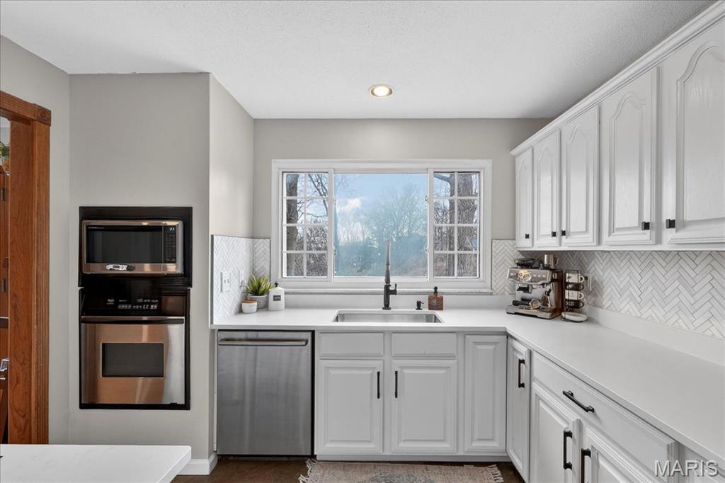 13290 Kenroyal Drive