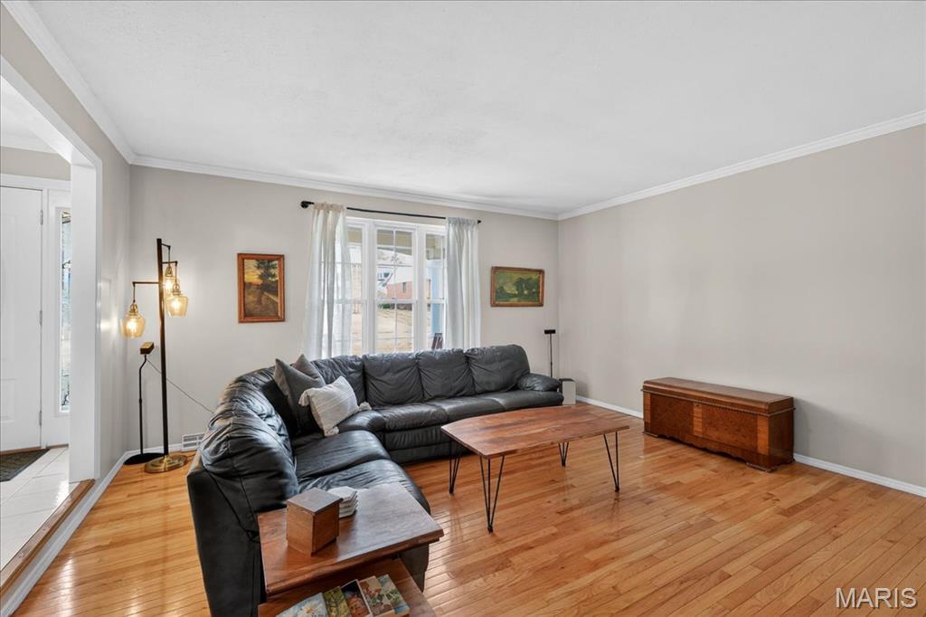 13290 Kenroyal Drive