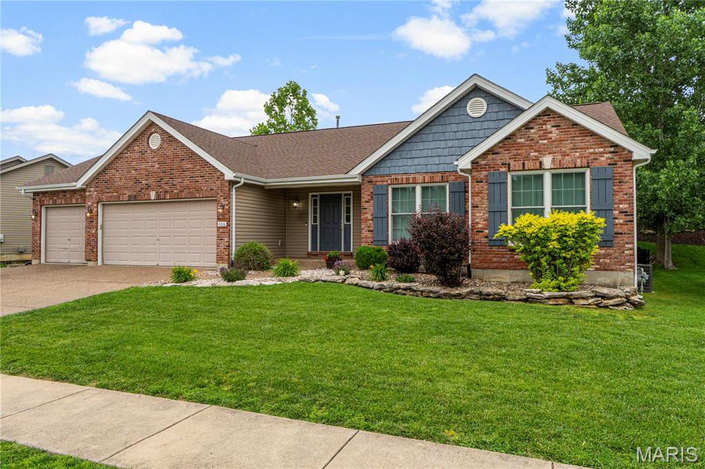4216 Broken Rock Drive