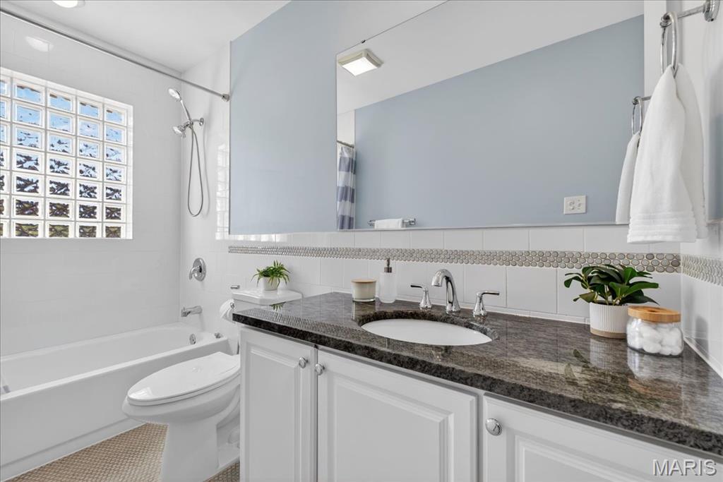 8628 Mayflower Court