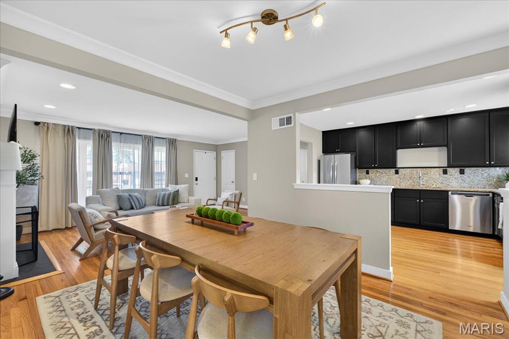 8628 Mayflower Court