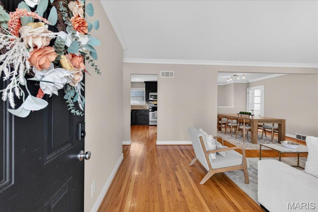 8628 Mayflower Court