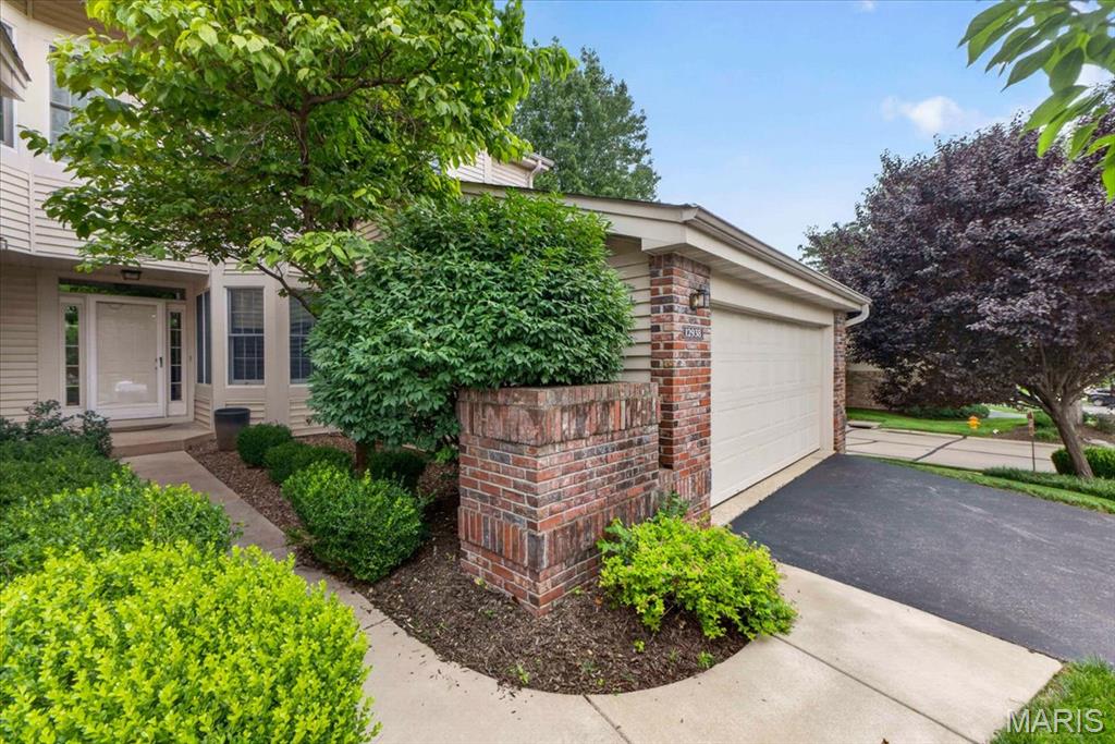 12938 Twin Meadows Court