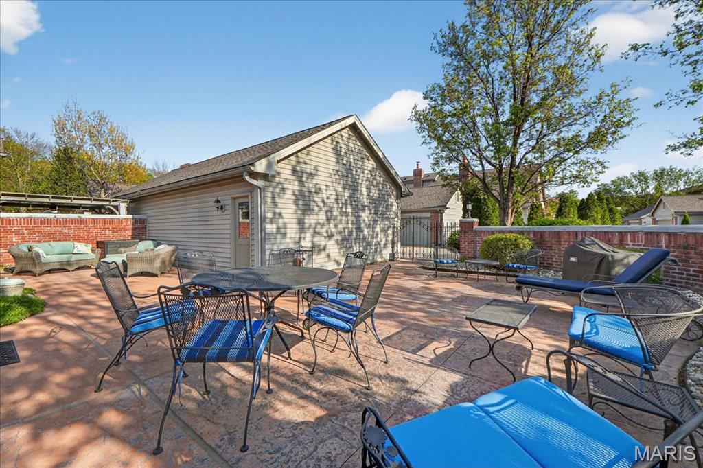 14318 Valley Meadow Court E