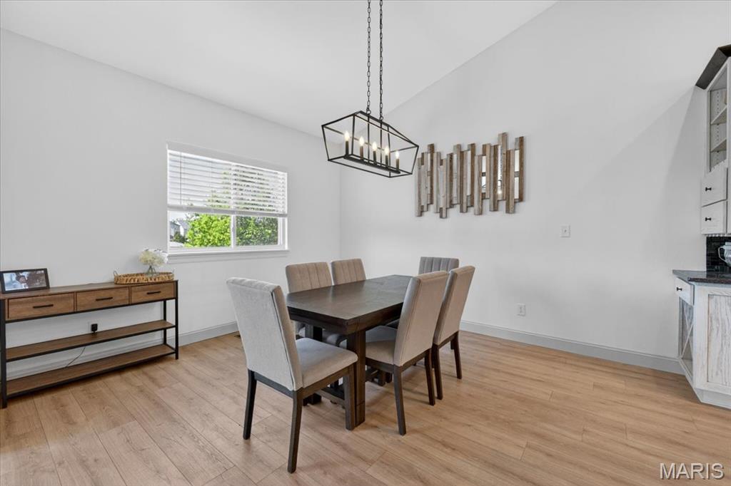 322 Pointe Loma Boulevard