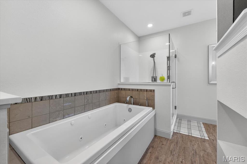 322 Pointe Loma Boulevard