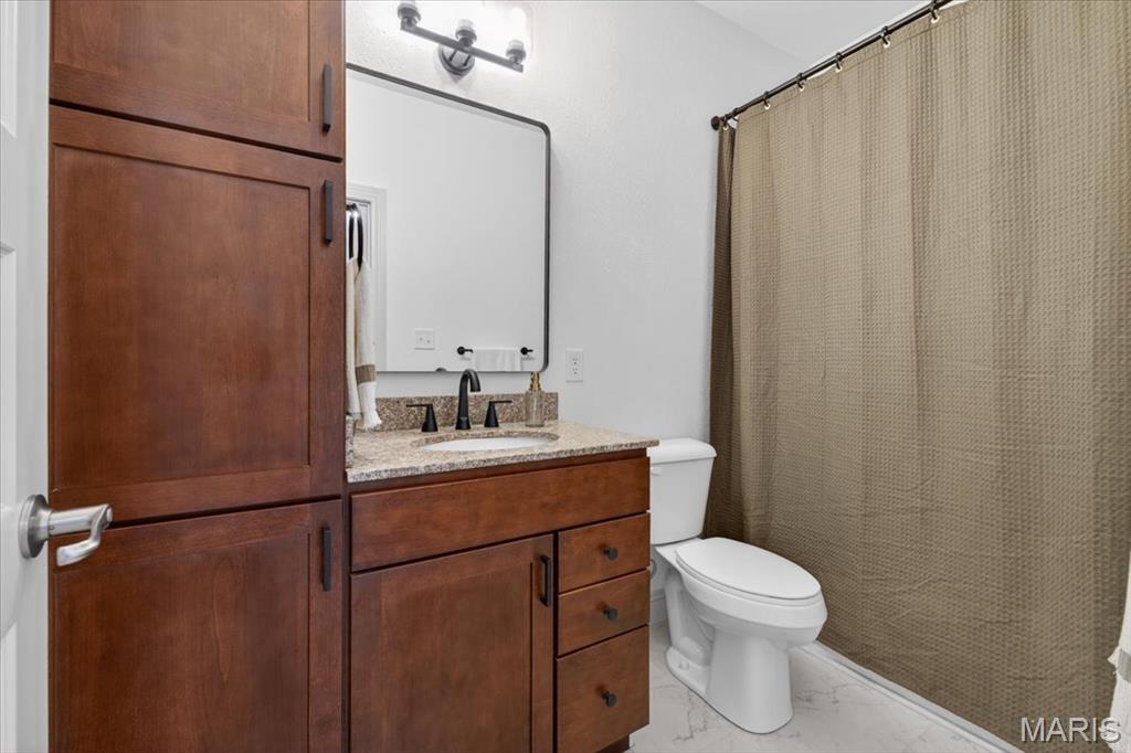 322 Pointe Loma Boulevard