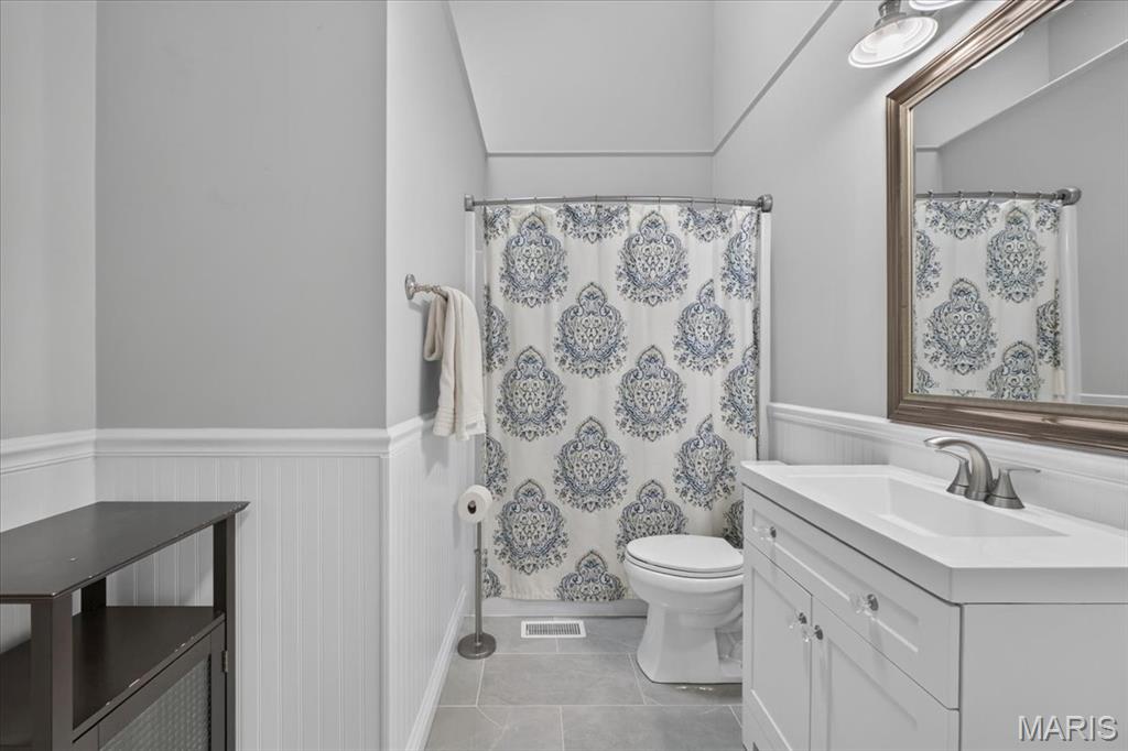 407 W Jefferson Avenue