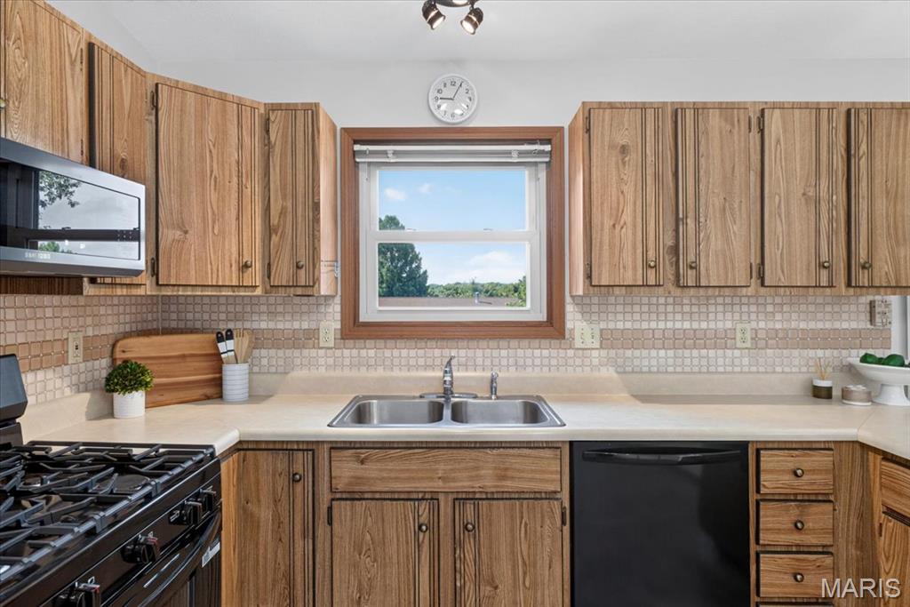 12120 Jeannette Mary Drive