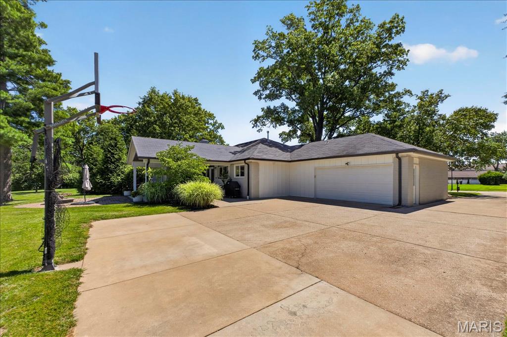 607 Packford Drive