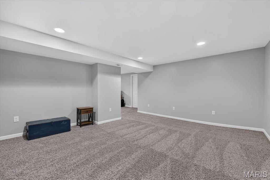 1285 Flora Lane