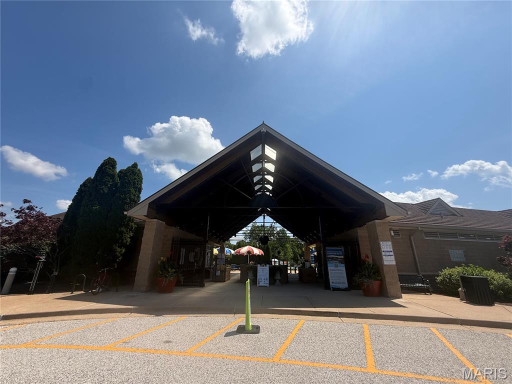802 Connie Lane