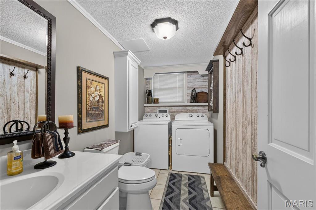 525 Country Manor Drive