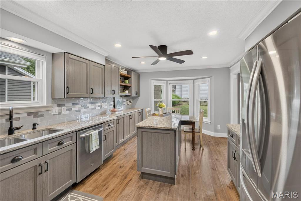 525 Country Manor Drive