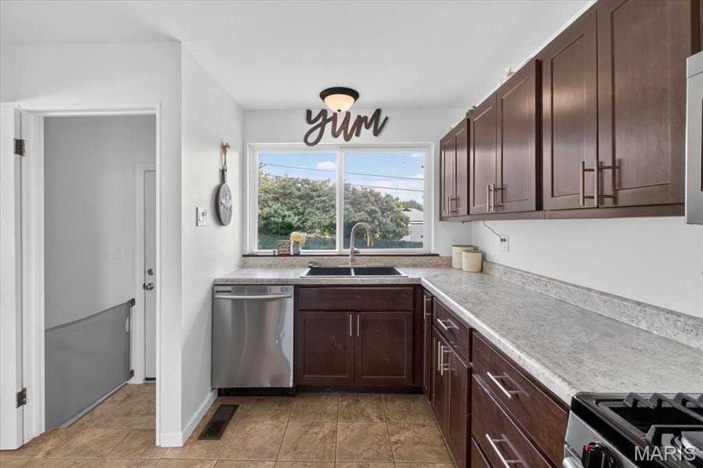 10809 Ridgecrest Drive
