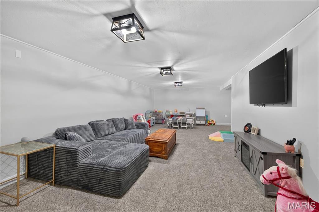 10809 Ridgecrest Drive